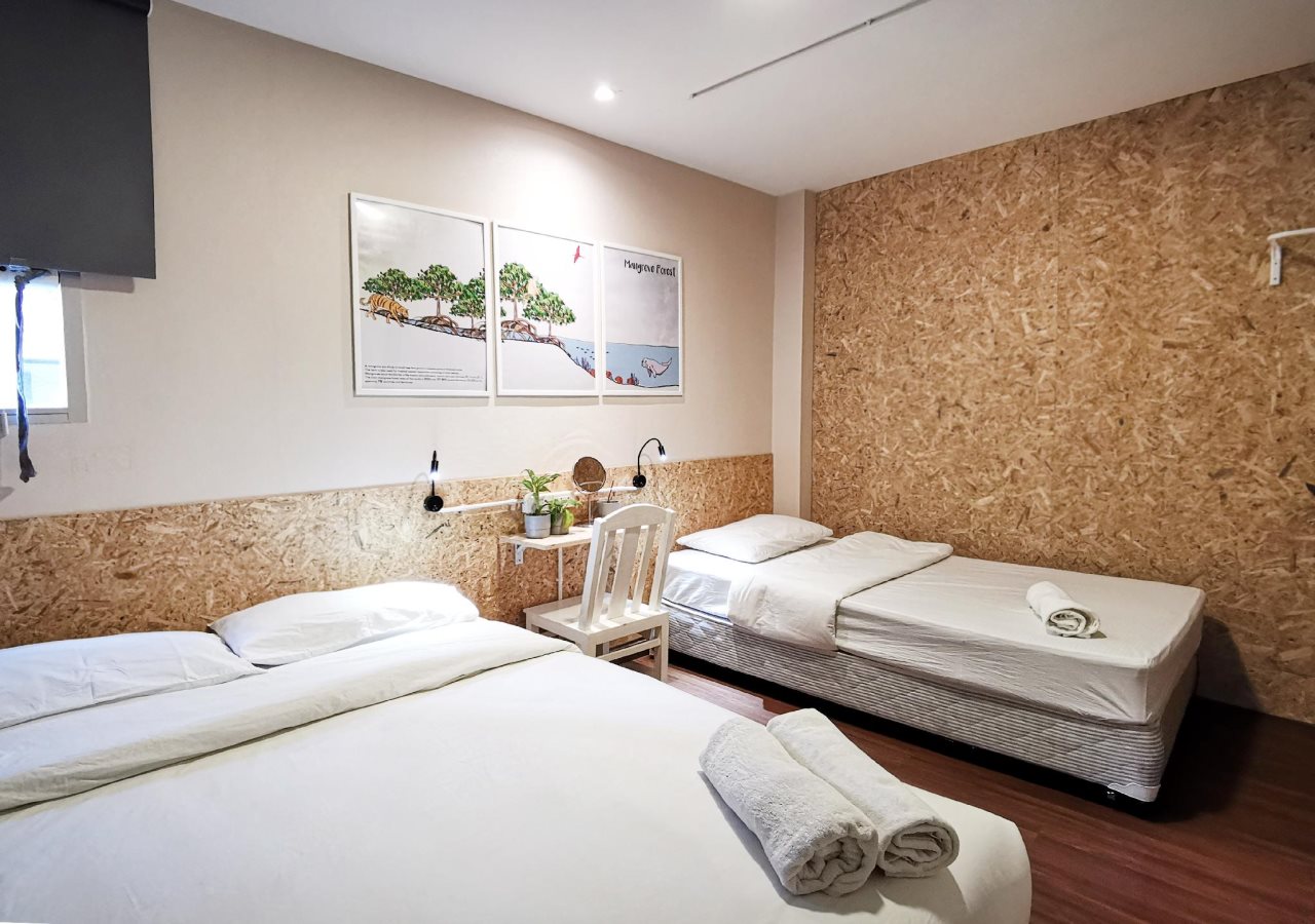 Foresttel Bkk Hostel