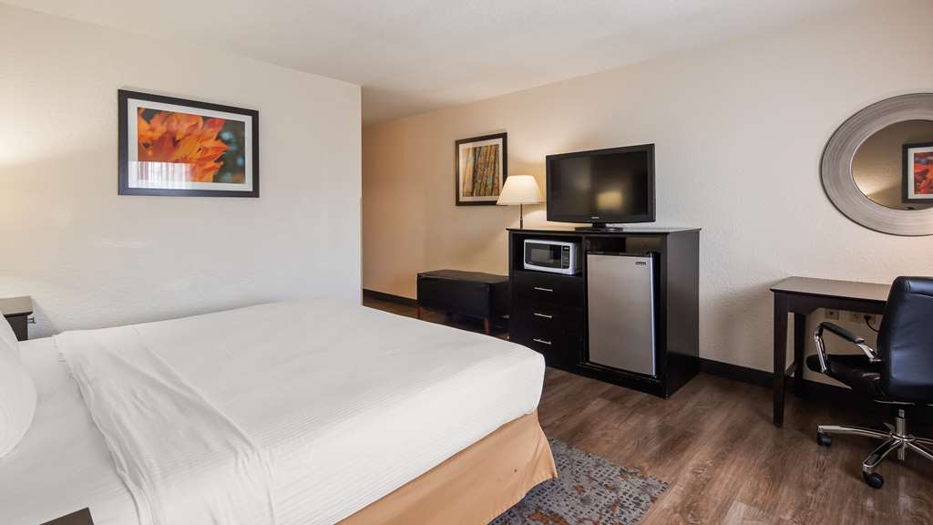 Best Western Plus Newark Christiana Inn - photo 12