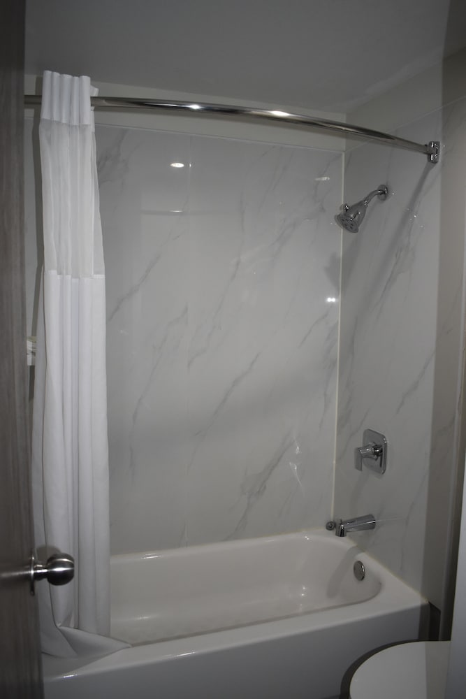 Sleep Inn & Suites Knoxville West - photo 76