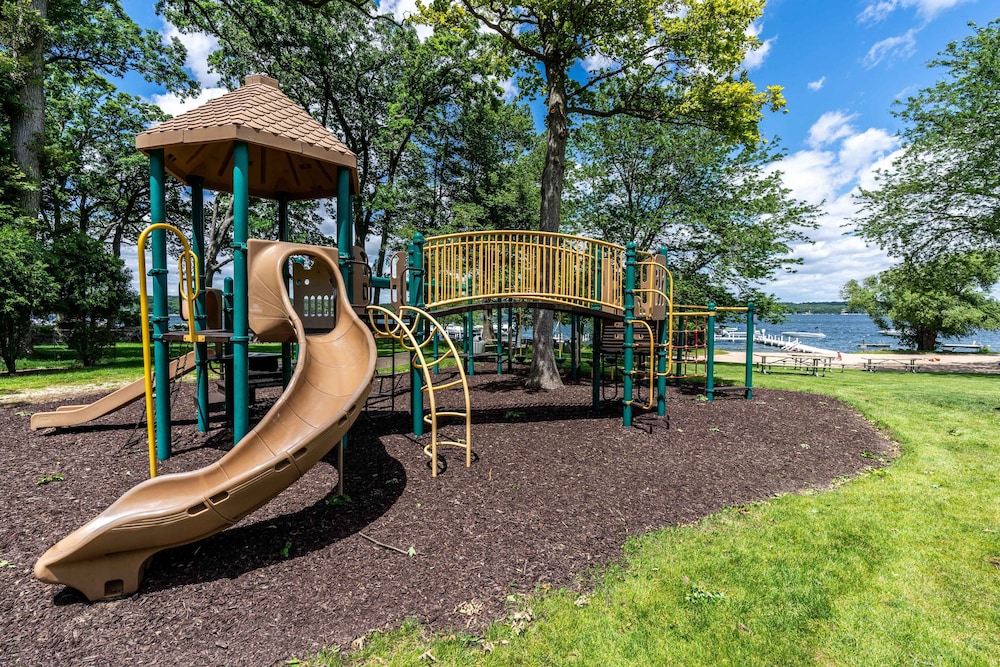 Escape to the Lake - photo 28