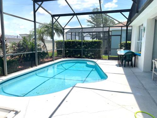Windsor Palm Resort 3 miles to Disney 4 Bedrooms — 4-Star Luxury Hotel in Kissimmee, United States