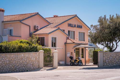 Apartments Villa Ana — 4-Star Luxury Hotel in Krk, Croatia
