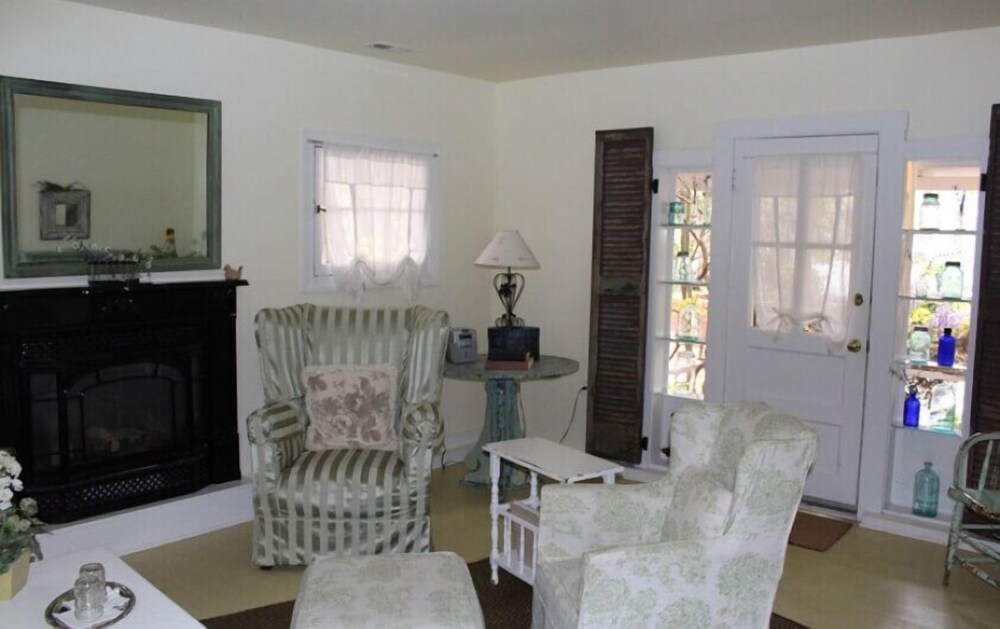 Hope and Glory Inn and Vineyard - photo 27