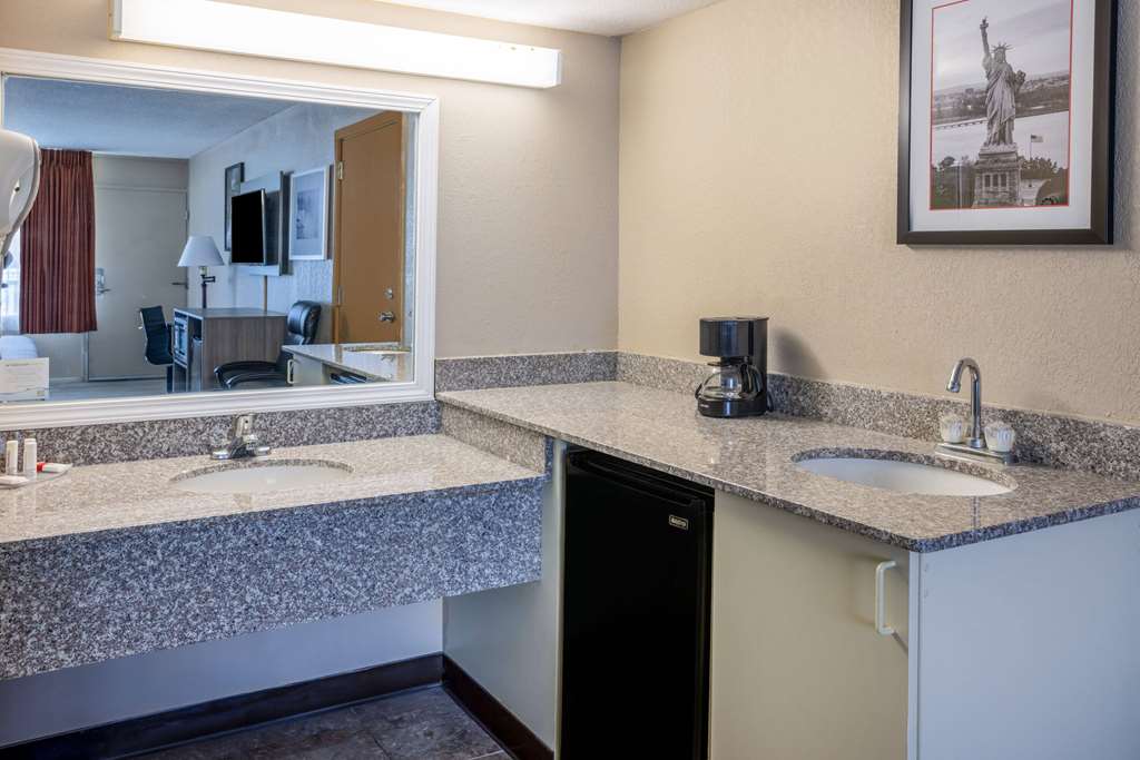 Ramada by Wyndham Rome Verona - photo 29