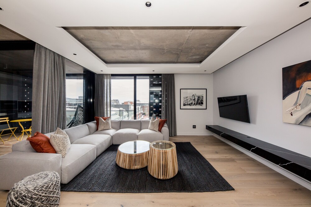 Signature Penthouse