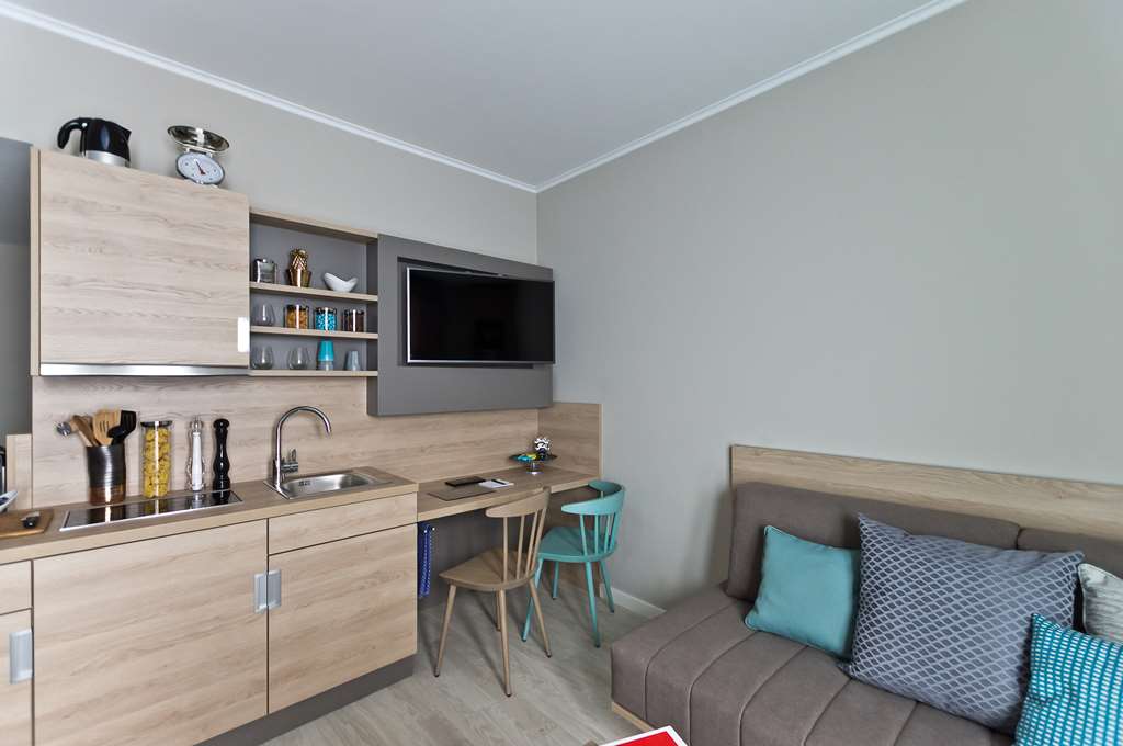 Arthotel ANA Living Stuttgart Double Bedroom Chill Area