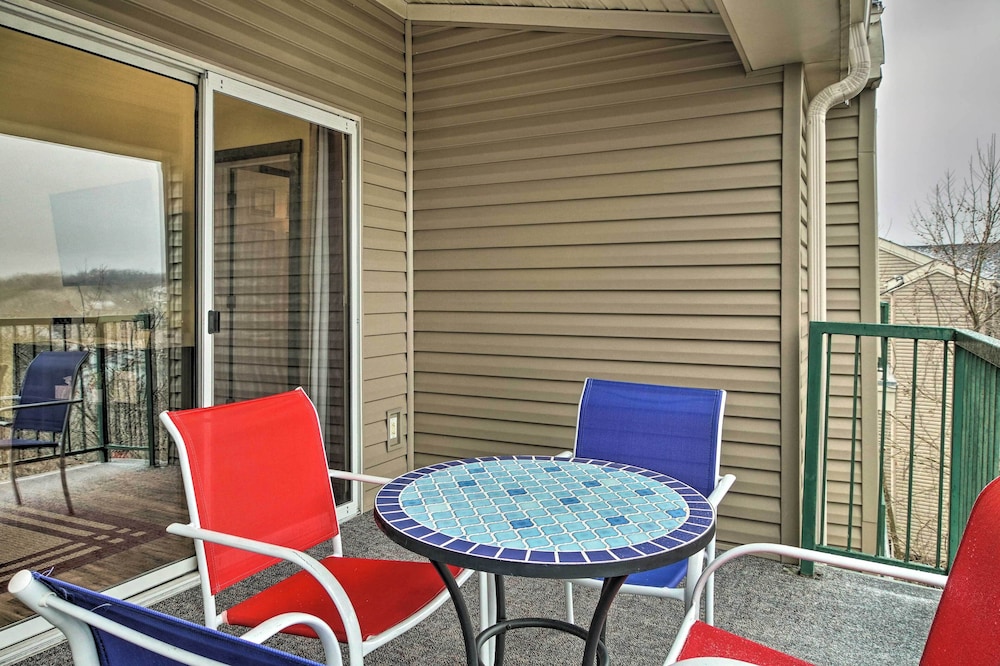 Vibrant Holiday Hills Resort Condo w Balcony - photo 16