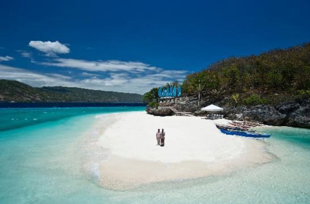 Bluewater Sumilon Island Resort