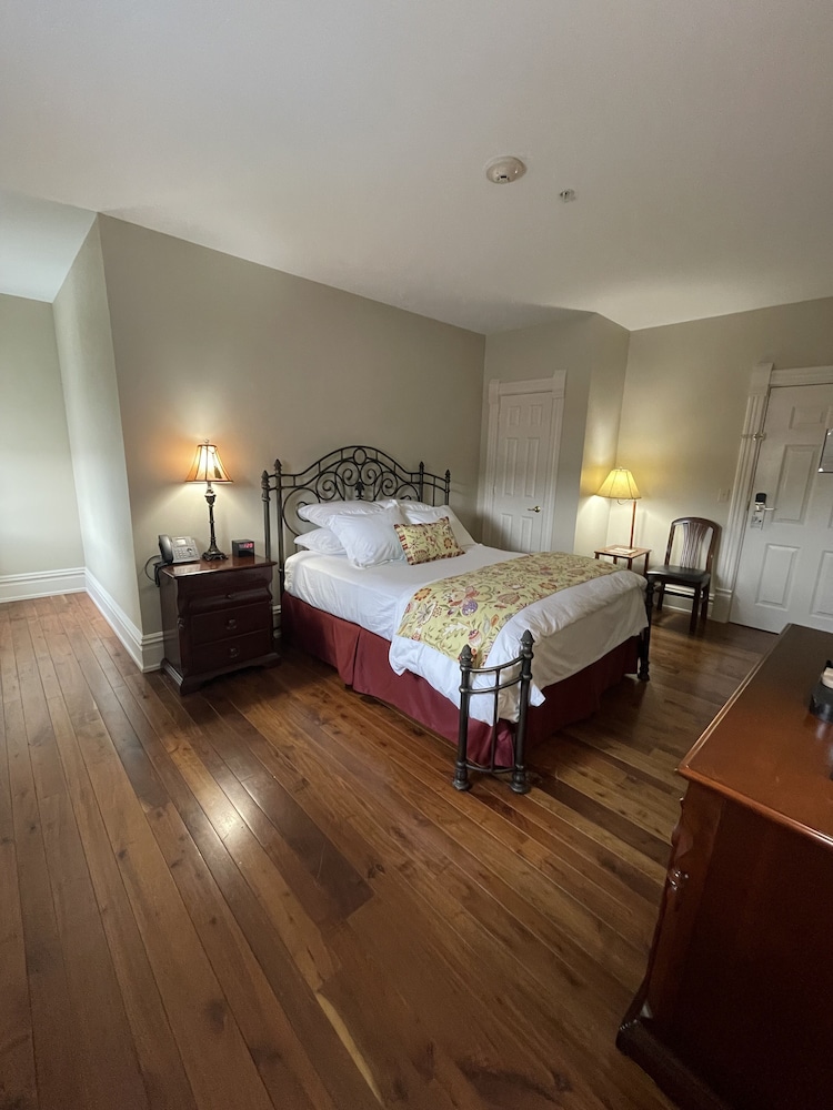 The Union Hotel - photo 6