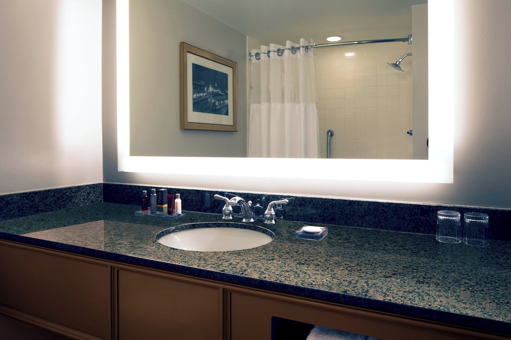 Kansas City Marriott Country Club Plaza - photo 23