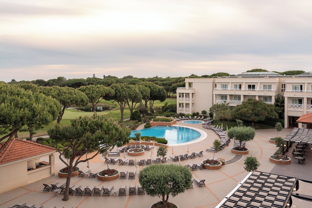Quinta da Marinha Resort
