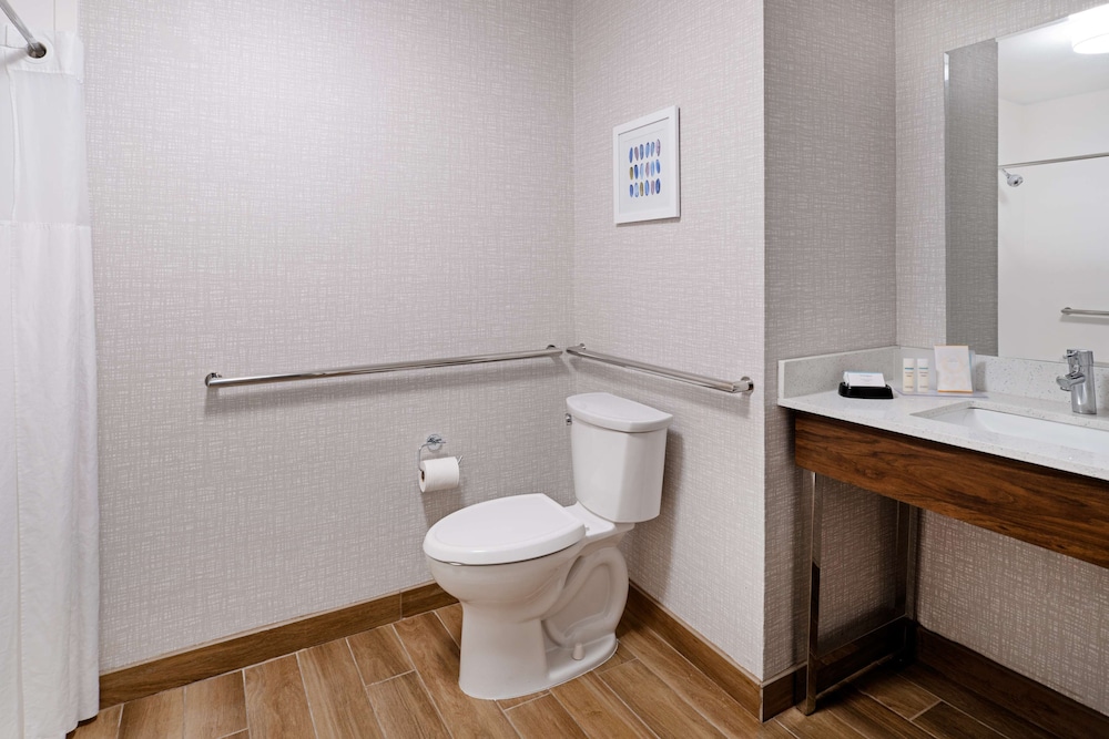 Hampton Inn Richmond Mechanicsville - photo 47