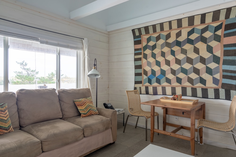 Driftwood Resort - photo 190
