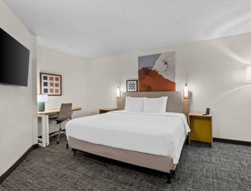 Best Western Plus Philadelphia Bensalem Hotel - photo 12
