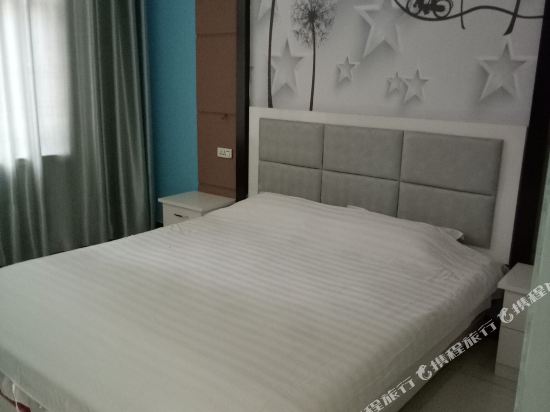 Fangcaoyuan Hotel in Xiuwu Chengguanzhen, People's Republic of China