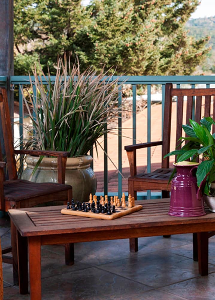 Sonoma Creek Inn - photo 13