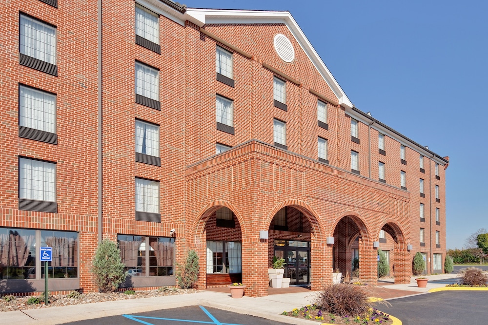 Holiday Inn Express Harrisburg East by IHG - photo 37