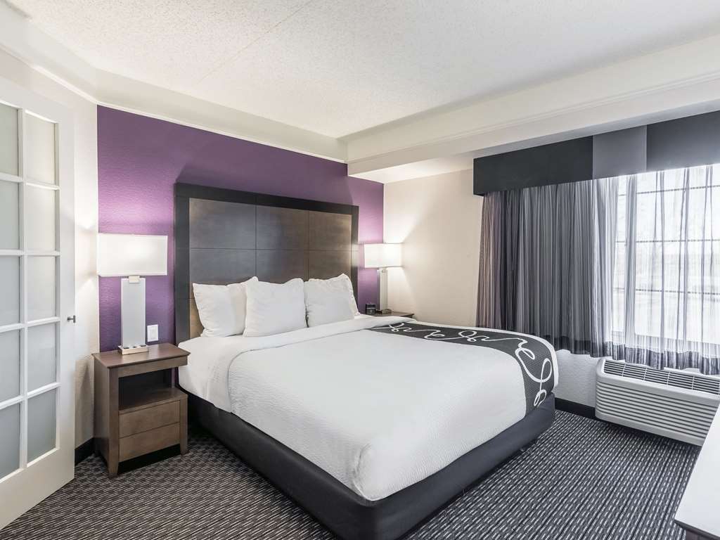La Quinta Inn & Suites by Wyndham Denver Tech Center - photo 33