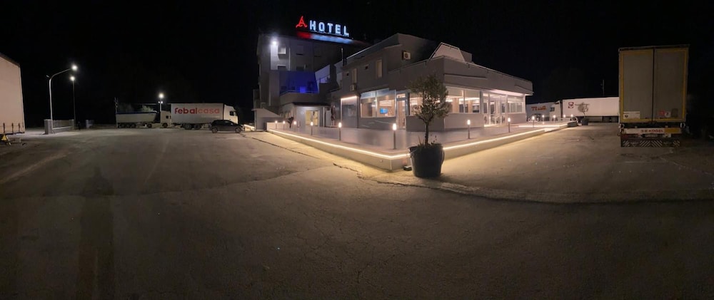 Asselta Hotel & Restaurant — hotel in Cerignola