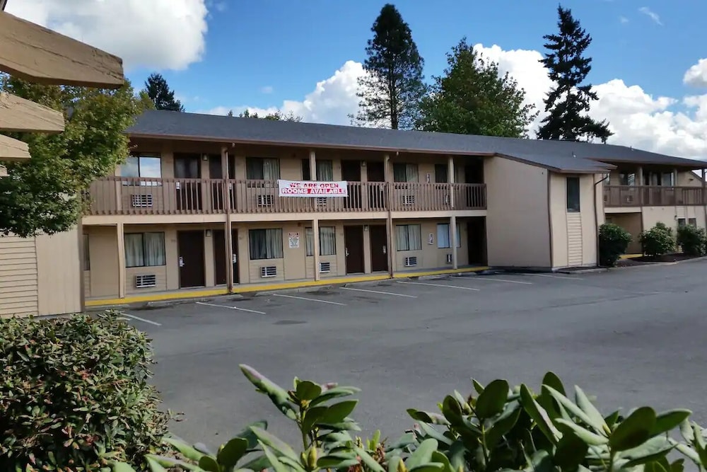 Centralia Inn - photo 14