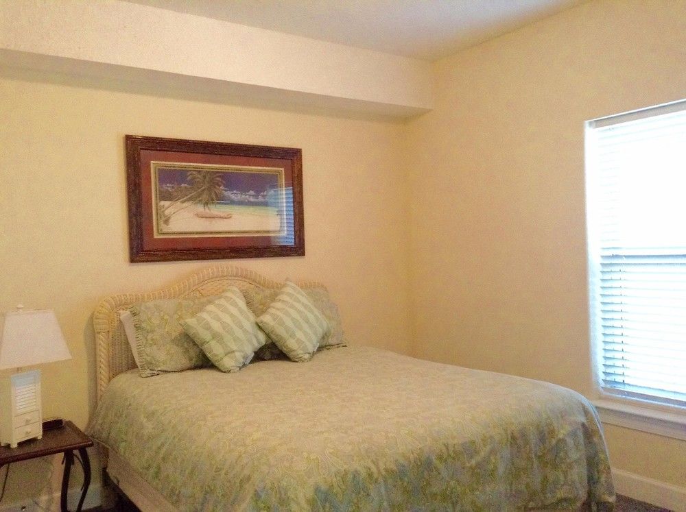 Emerald Isle by Pelican Property Management - photo 8