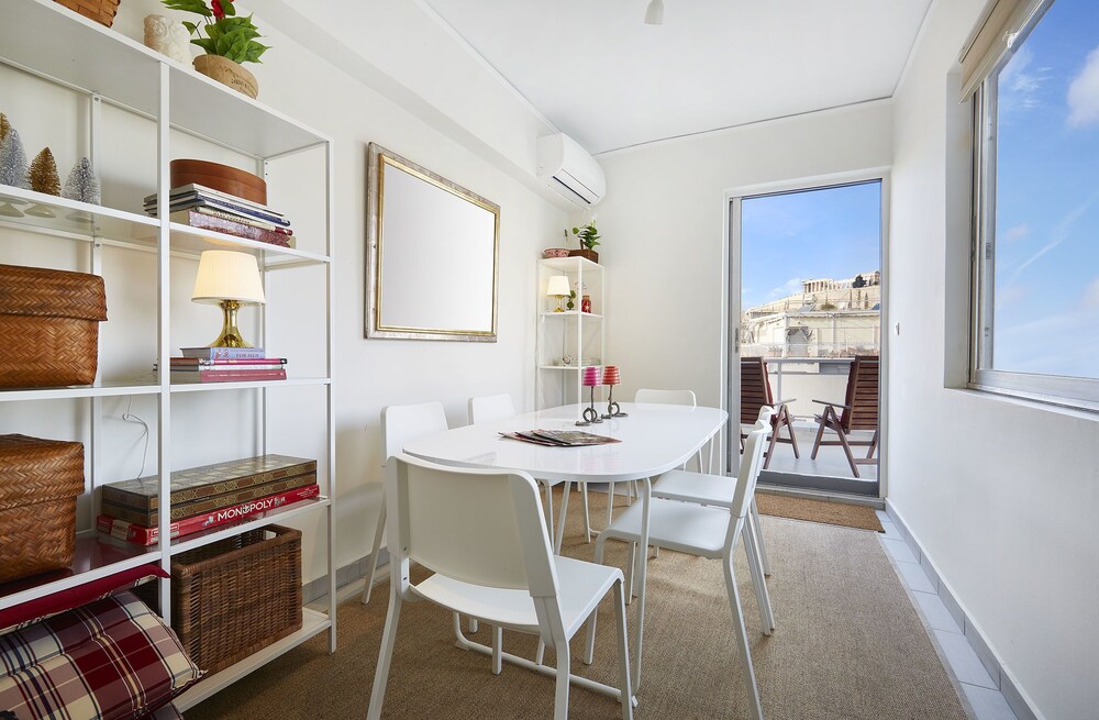 Chloe Boutique Apartments — 4-Star Luxury Hotel in Athens, Greece