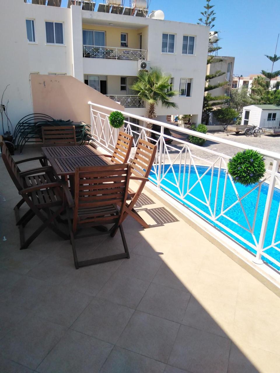 Kato Paphos Suites