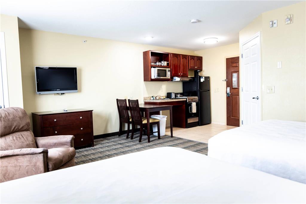 MainStay Suites Coralville Iowa City - photo 14