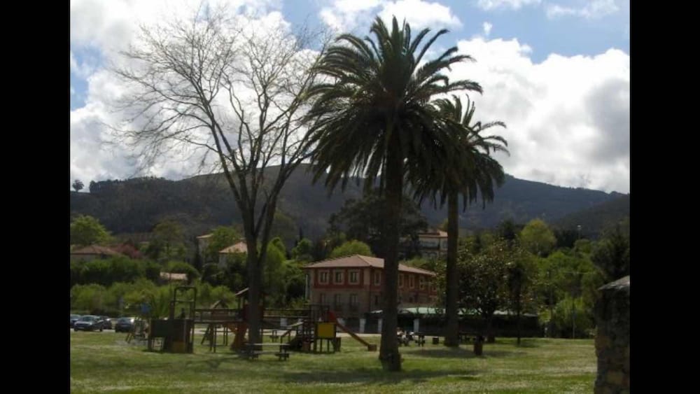 Hotel Rural Las Palmeras Muskiz in San Julian De Muskiz, Spain