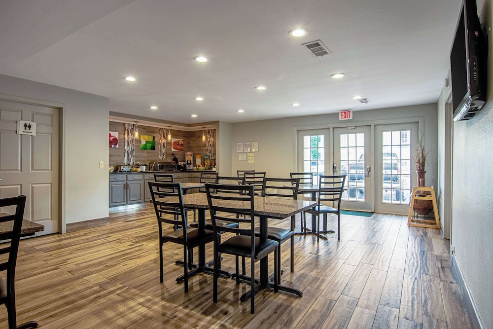 Quality Inn Lagrange East I 85 - photo 25