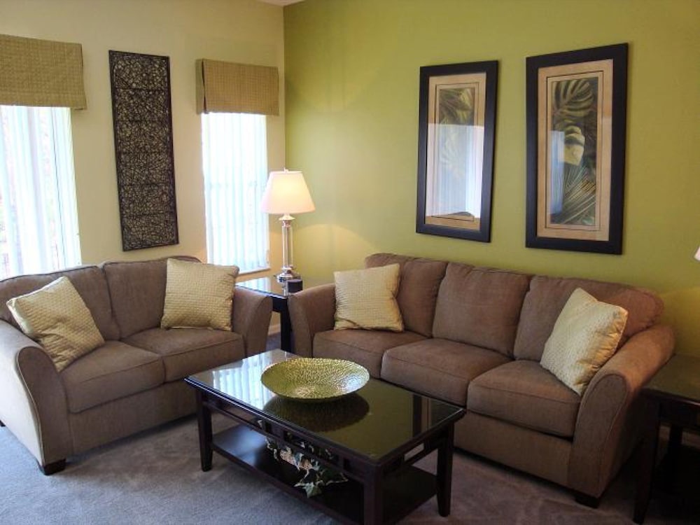 3BR 2.5BA Home in Emerald Island Resort by CV 8479 - photo 19