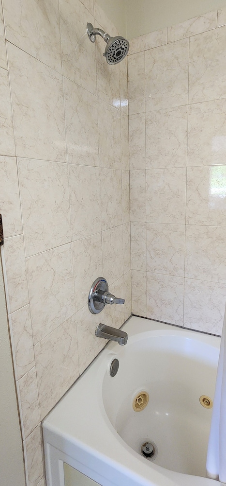 All Towne Suites - photo 52
