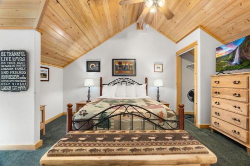 Creekside Condos D by Estes Park Condos — 4-Star Luxury Hotel in Estes Park, United States