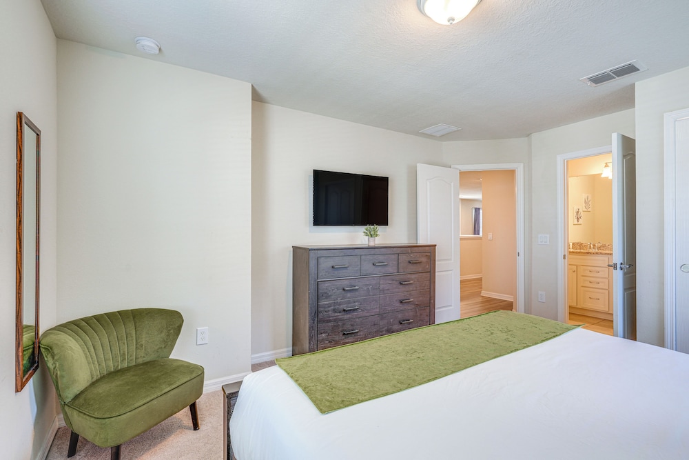 Resort Getaway w Game Room: 11 Mi to Disney - photo 13