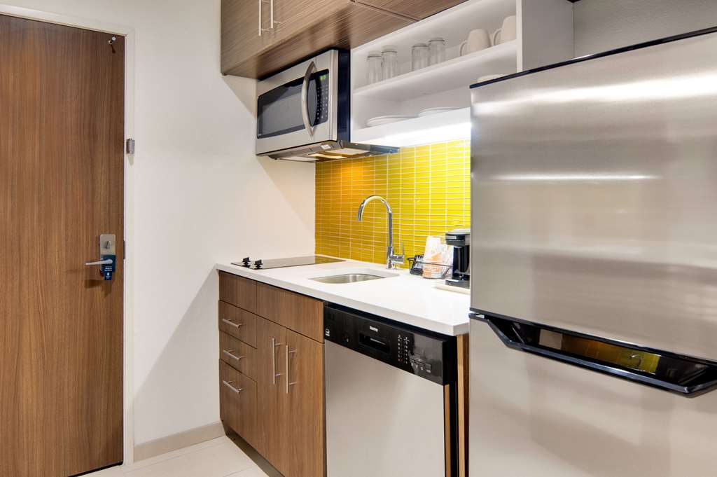 MainStay Suites Dallas Northwest Irving - photo 10