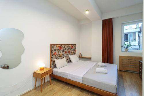 Modern Central Apt Near Stamba By Wehost