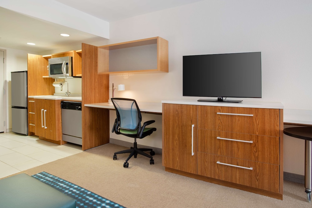 Home2 Suites by Hilton Charlotte I 77 Tyvola Rd - photo 9
