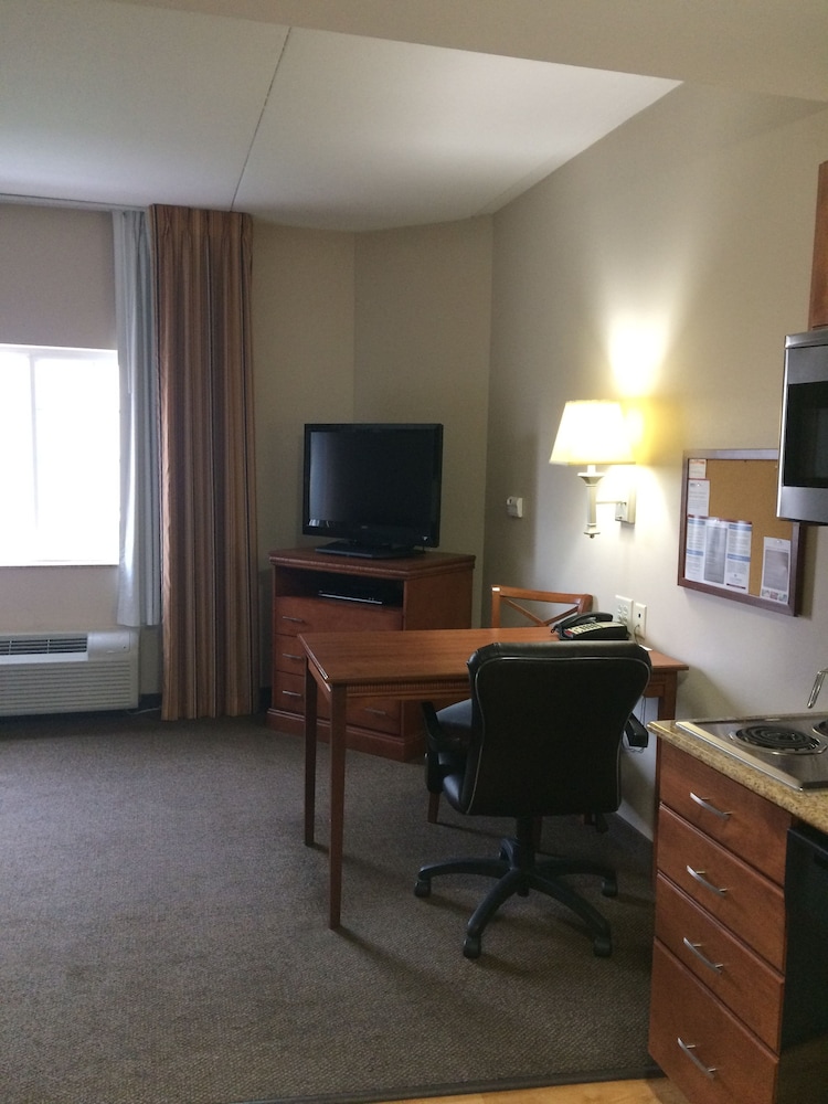 Candlewood Suites Jacksonville by IHG - photo 10