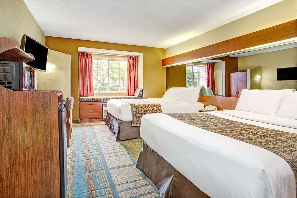 Microtel Inn & Suites by Wyndham Mason Kings Island - photo 8