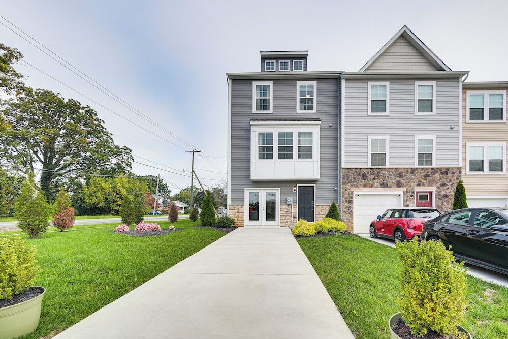 2 Mi to Hollywood Casino: Charles Town Townhome - photo 2