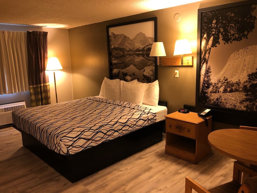 Wyo Inn - photo 9