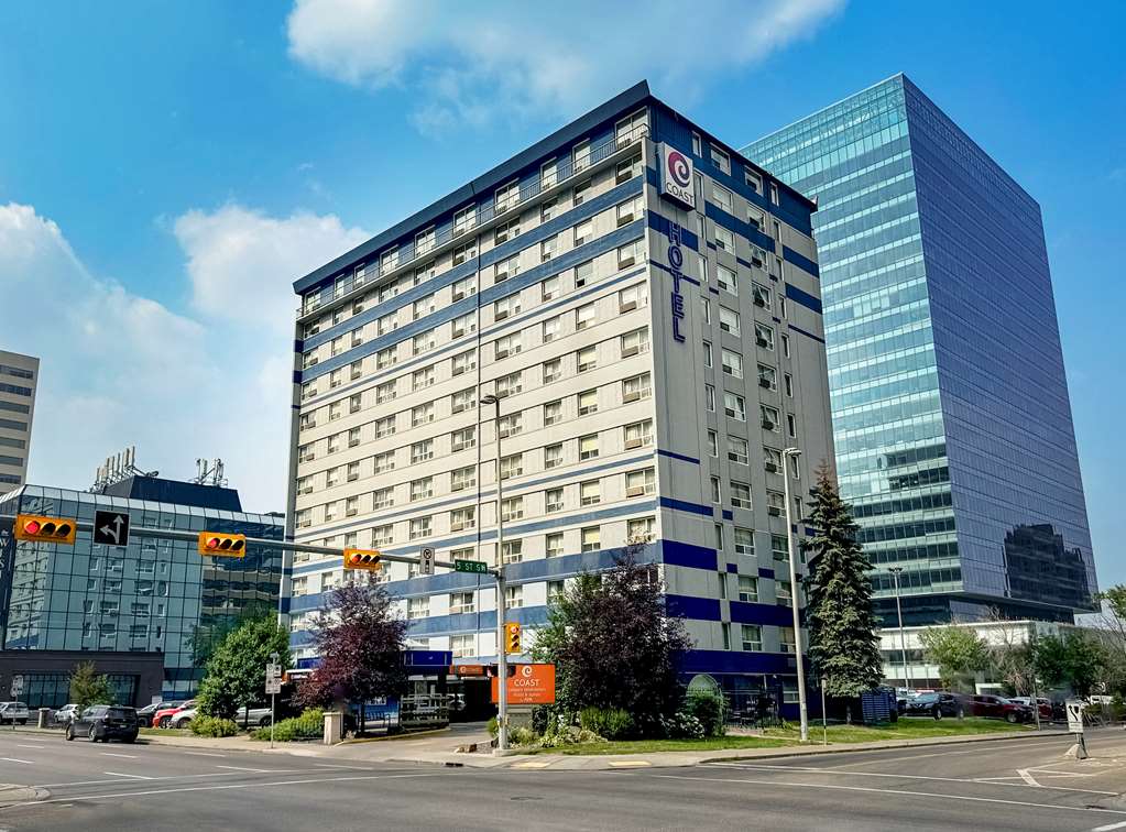 Regency Suites Hotel