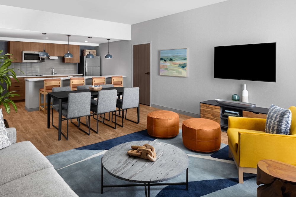 Hilton Garden Inn Grand Prairie At Epiccentral - photo 21