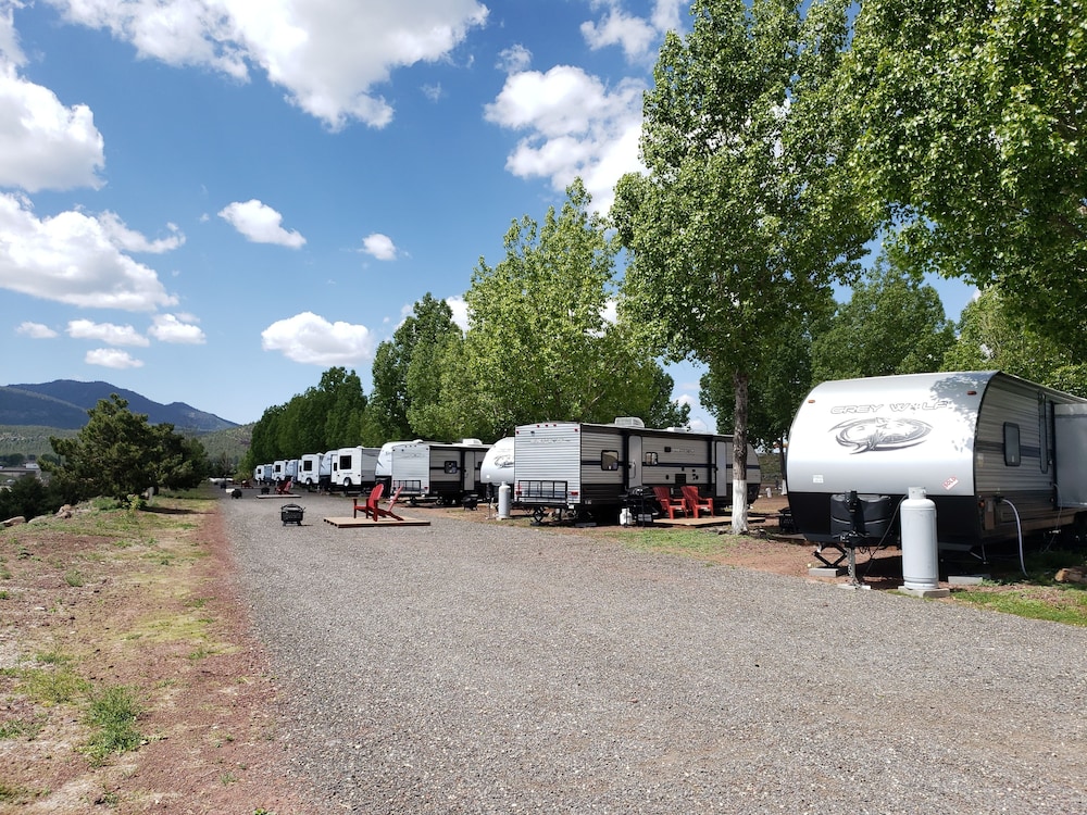 Grand Canyon RV Glamping - featured photo