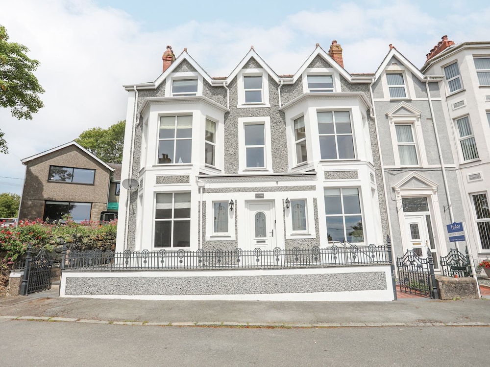 Llwyn Onn - last minute hotel in Criccieth