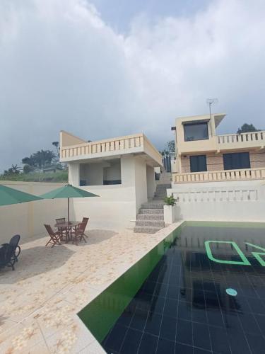 RD Cottage Valley — 4-Star Luxury Hotel in Bogor, Indonesia