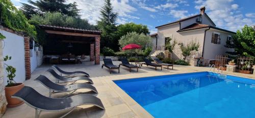 Villa Mimosa — 4-Star Luxury Hotel in Novigrad, Croatia