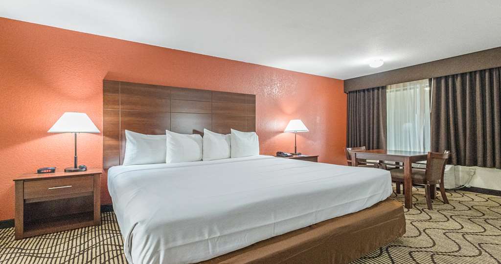 Best Western Roseville Inn - photo 20