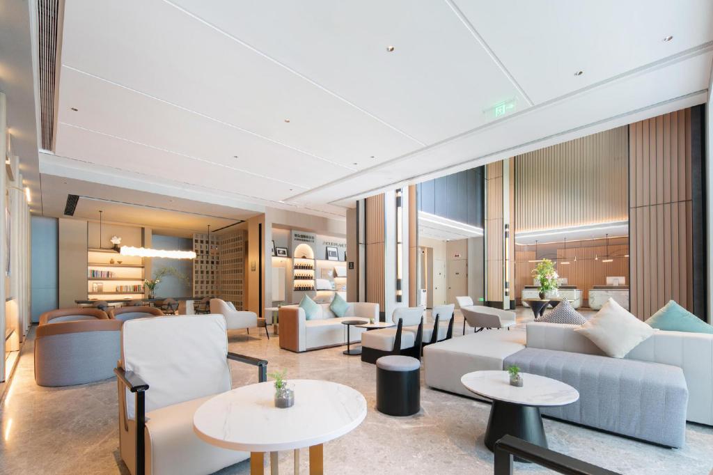 Atour Hotel Shanghai Baoshan Shangda Road — 4-Star Luxury Hotel in Shanghai, People's Republic of China