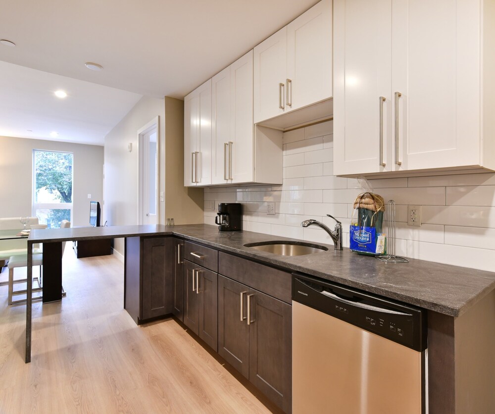 Global Luxury Suites Longwood Medical - photo 21